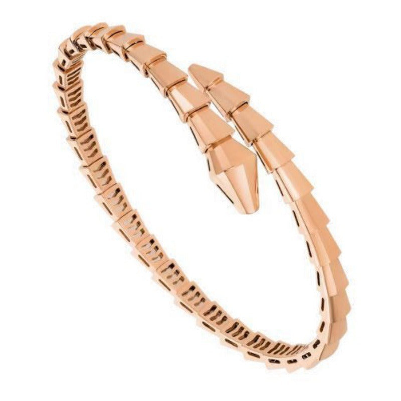 18K Gold Snake Bone Bracelet with Diamonds